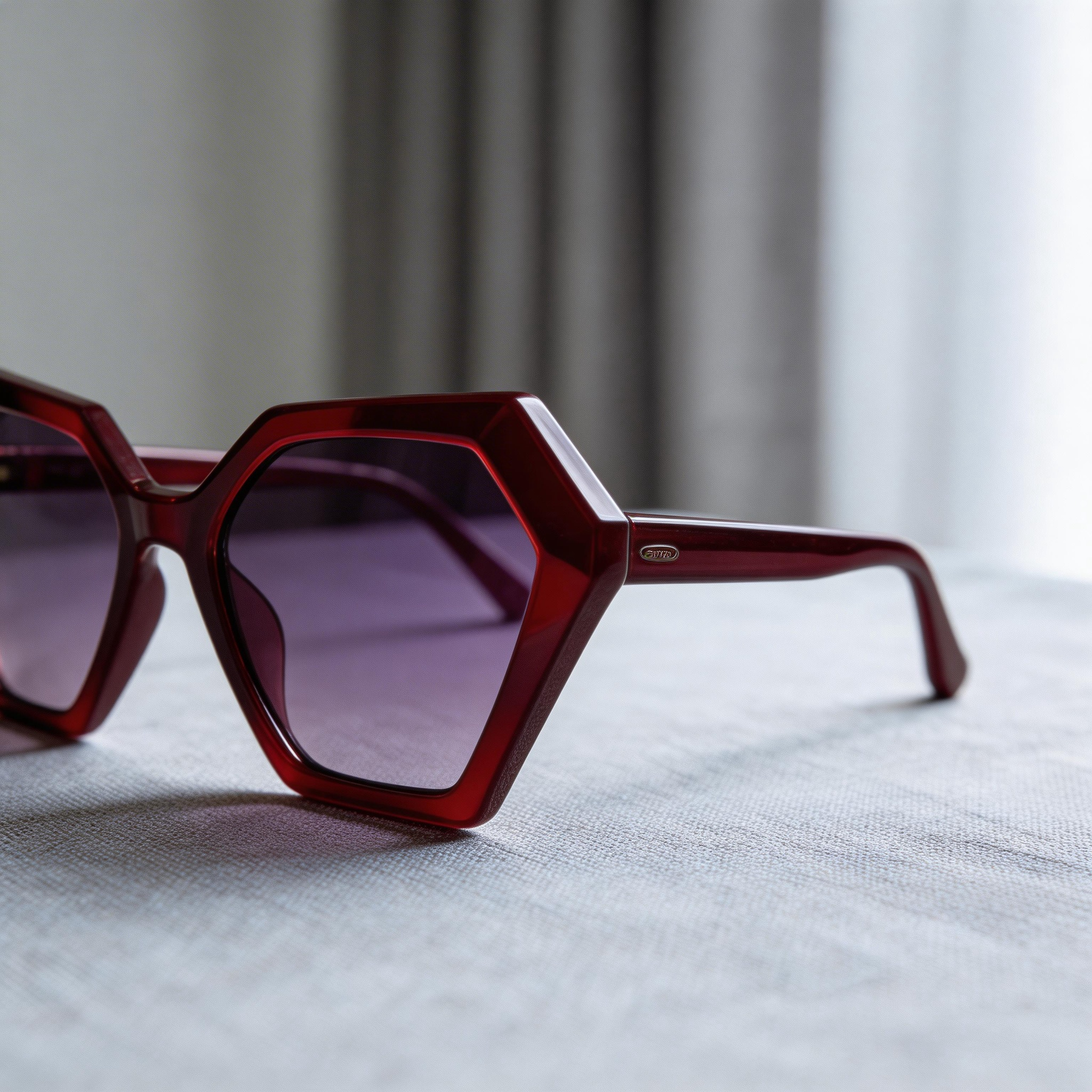 ✨ Bold | Plastic Frame | Fashion-Forward Style | Perfect for Trendsetters | Stunning Purple Gradient Lenses